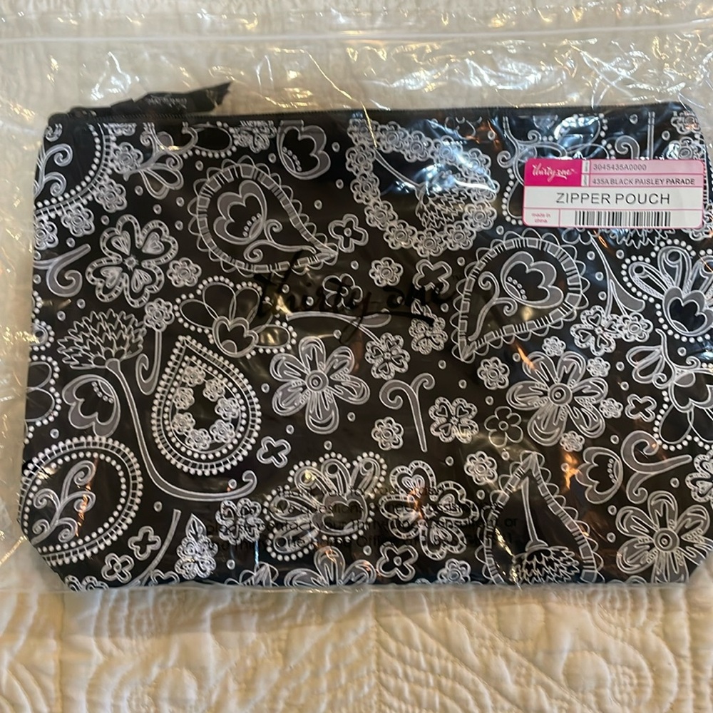 Thirty-one Zipper Pouch- Black Paisley Parade